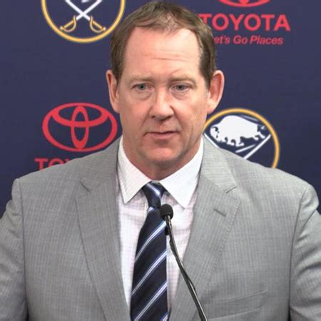 Phil Housley Biography.